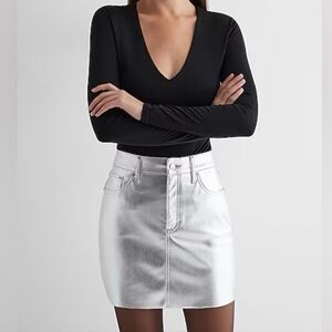 EXPRESS silver high waist metallic vegan‎ short mini skirt 8